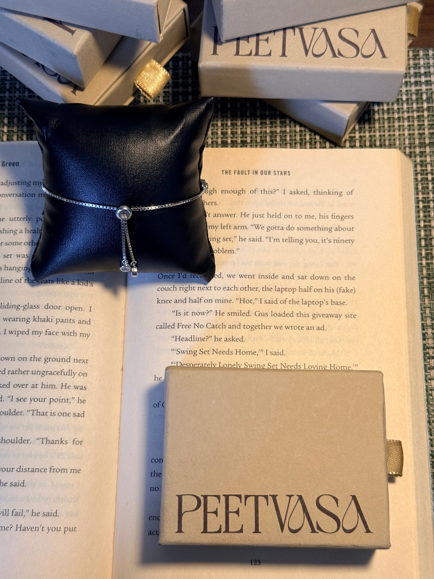 Whispering Pink adjustable bracelets in 925 Silver