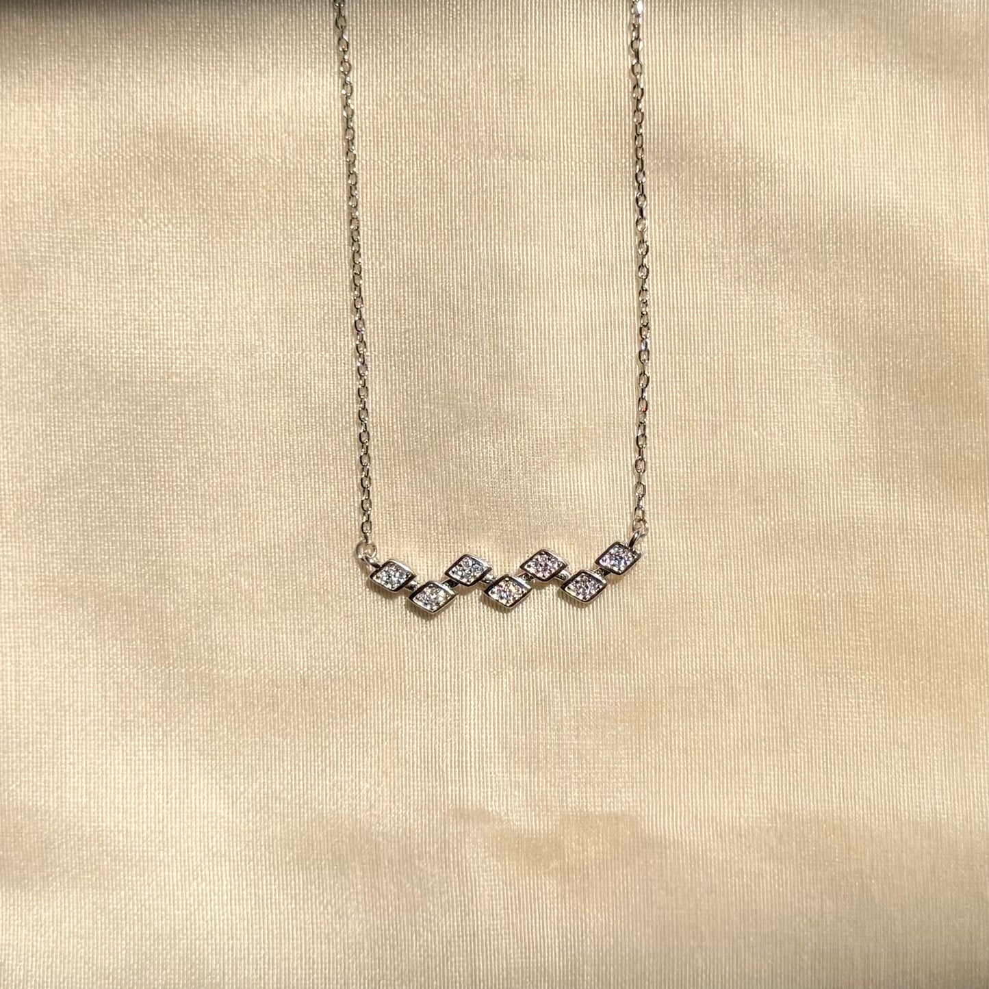 Eternal Bond 925 Silver Necklace