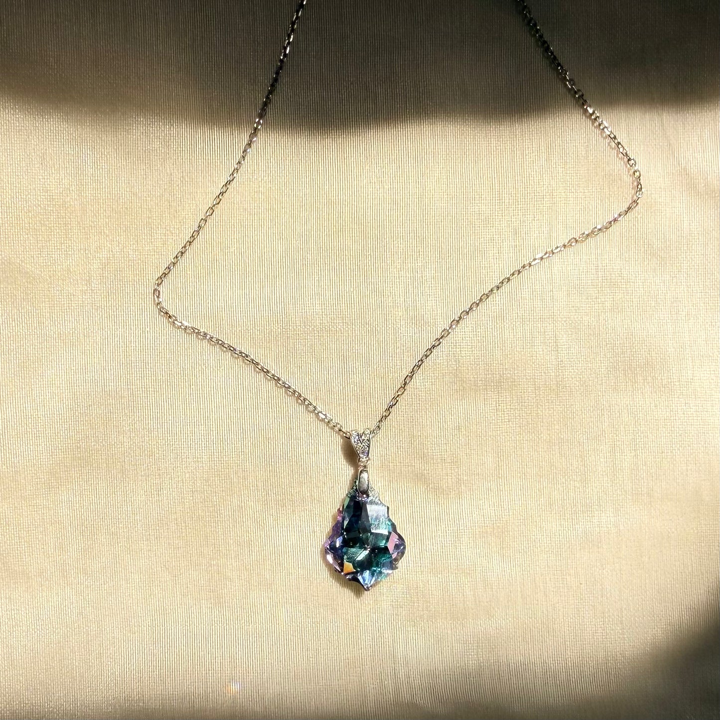 Whispering Leaf Swarovski in 925 Silver Necklace (Copy)